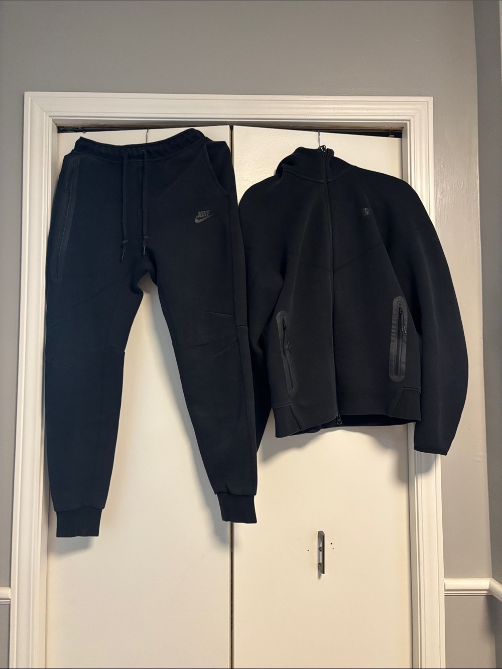 Nike Black Tech Fleece Zip Jacket and Joggers Set